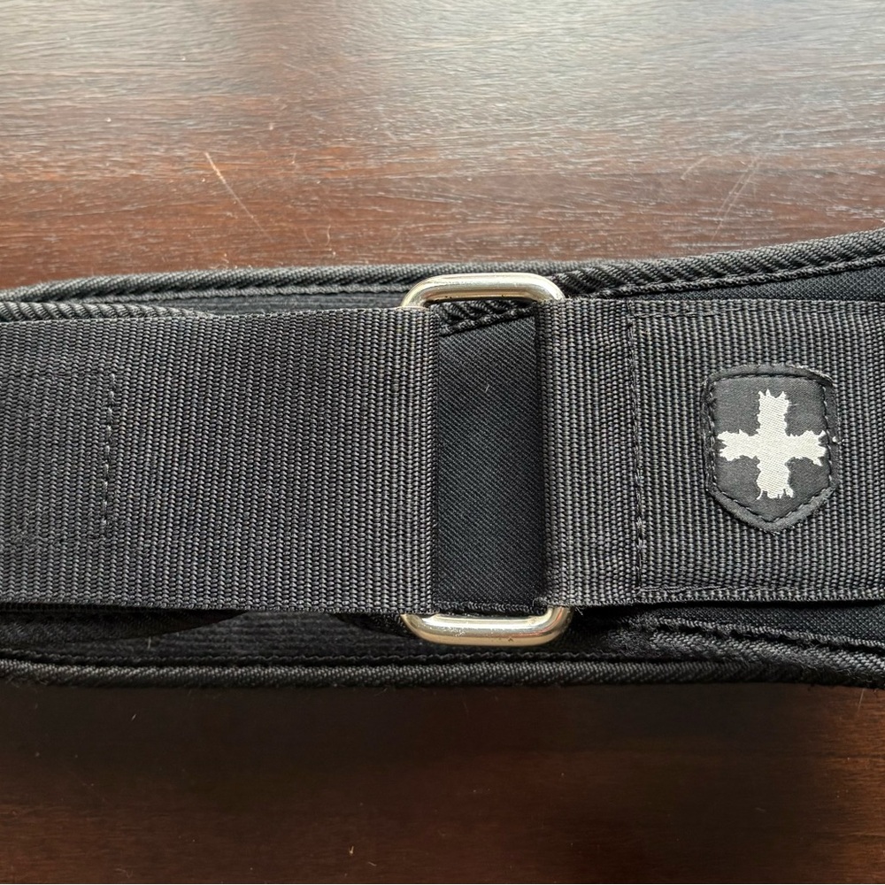 Harbinger 4” Nylon Weight Lifting Belt, Size Medium (29”-33”)